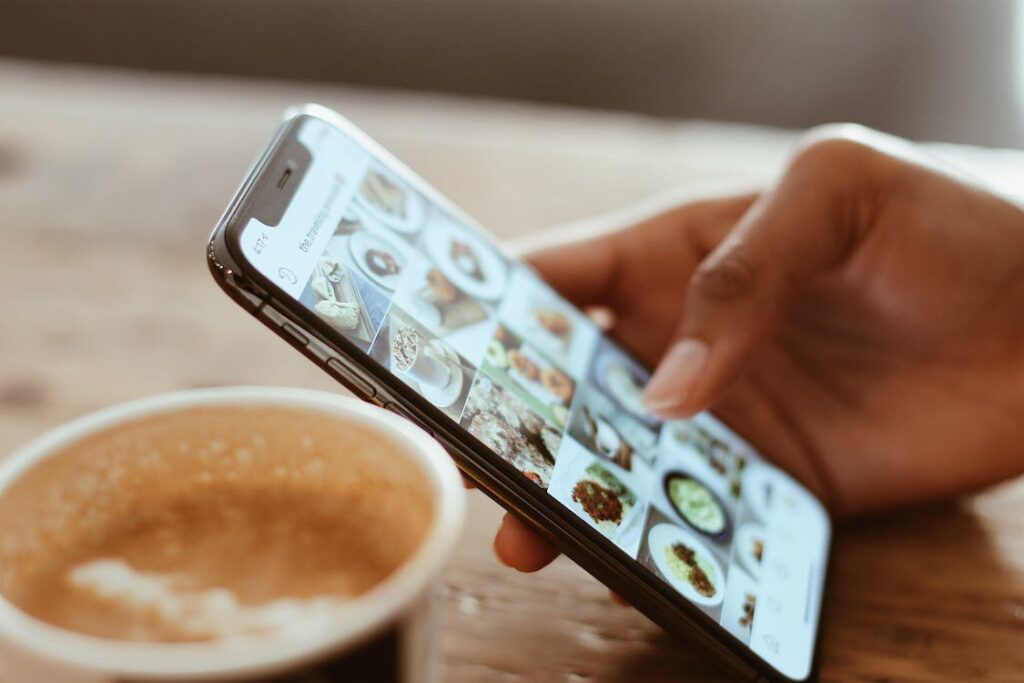 Leveraging Social Media for Etsy E-Marketing Success